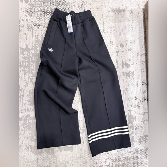 Adidas Black Neucl Trackpants - Picture 4 of 8